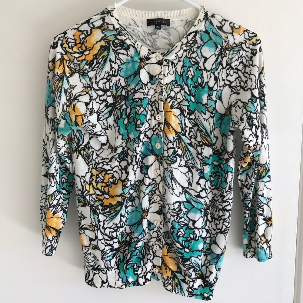 The Limted Lightweight Floral Top XS